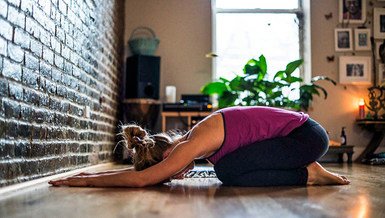 bài tập yoga giảm căng thẳng